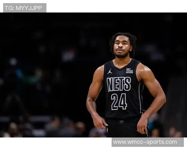 卡梅隆托马斯高效得分表现出色13投8中斩获21分助球队争胜